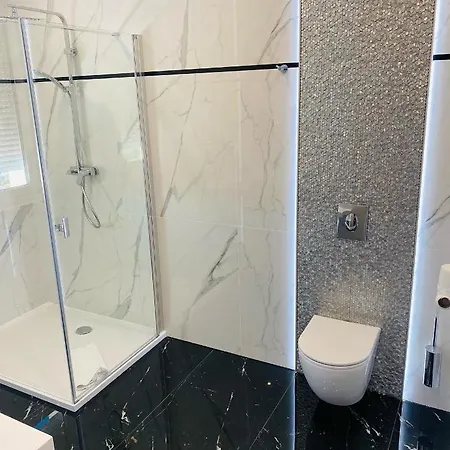 Diament I Brylant Hotel 2*