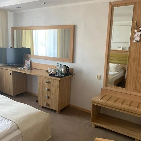 Diament I Brylant Hotell Rawicz