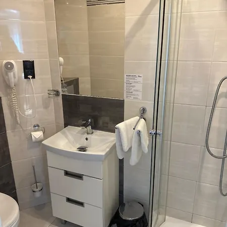 Hotel Diament I Brylant 2*