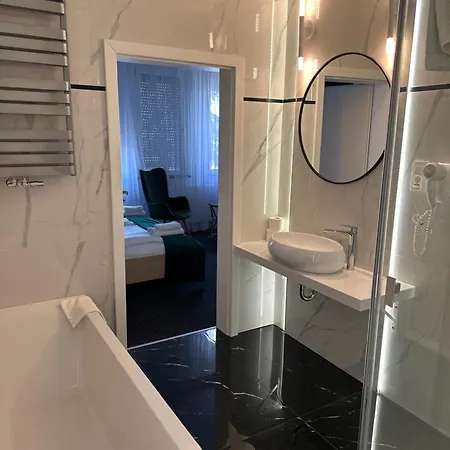 Diament I Brylant Hotel