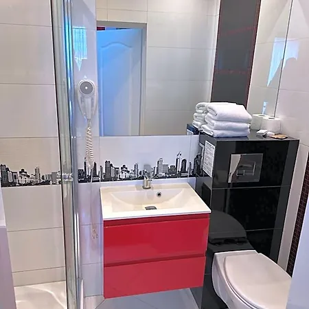 Diament I Brylant Hotell 2*