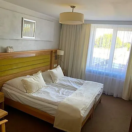 Hotell Diament I Brylant 2*