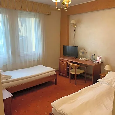 Diament I Brylant Hotell 2*