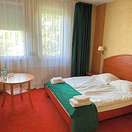 Hotell Diament I Brylant Rawicz